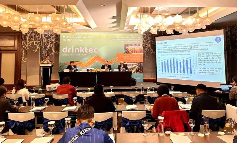 En la conferencia de prensa. (Fotografía: VNA)