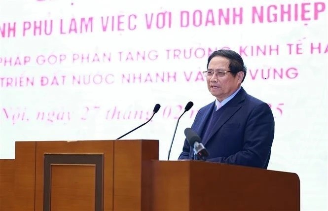 El primer ministro vietnamita, Pham Minh Chinh, preside el evento. (Fotografía: VNA)