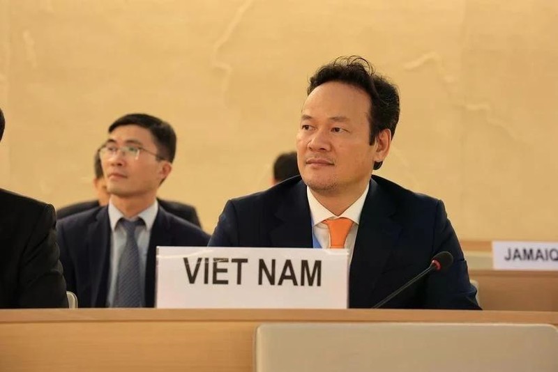 El embajador Mai Phan Dung, jefe de la misión permanente de Vietnam ante la Organización de las Naciones Unidas, la Organización Mundial del Comercio y otras organizaciones internacionales en Ginebra. (Fotografía: VNA)