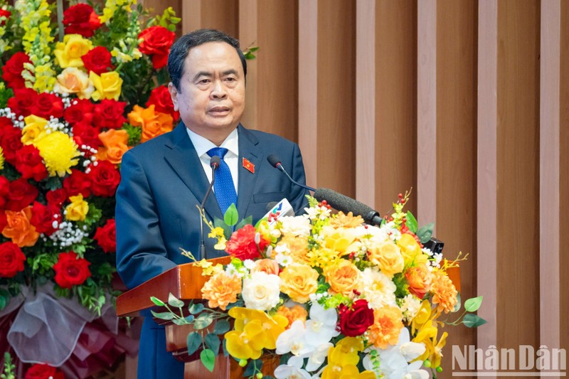 El presidente de la Asamblea Nacional de Vietnam, Tran Thanh Man, interviene en el acto. (Fotografía: Nhan Dan)