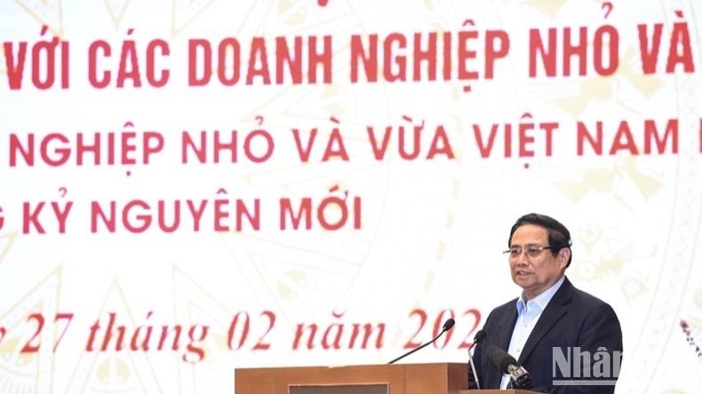 El primer ministro de Vietnam, Pham Minh Chinh, habla en la reunión. (Fotografía: Nhan Dan)