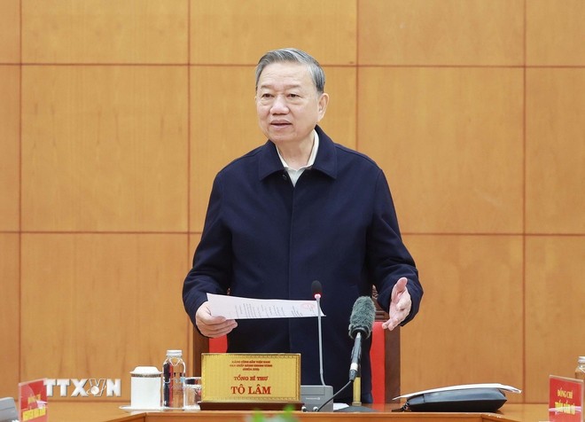 El secretario general del Partido Comunista de Vietnam, To Lam, interviene en la reunión. (Fotografía: VNA)