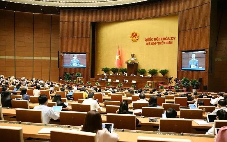 En una sesión de la Asamblea Nacional de Vietnam. (Fotografía: vtv.vn)