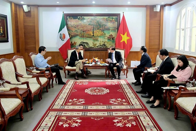 Escena del evento (Foto: toquoc.vn)