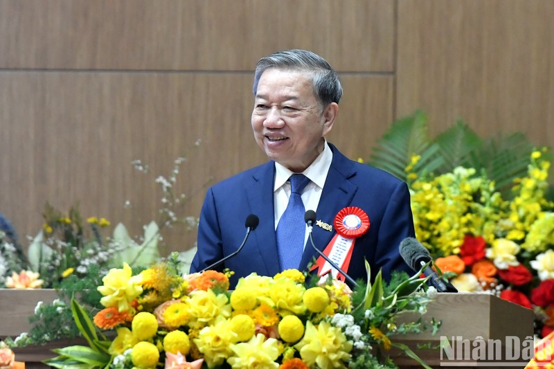 El secretario general del Partido Comunista de Vietnam, To Lam, pronuncia un discurso en el evento (Foto: Nhan Dan)