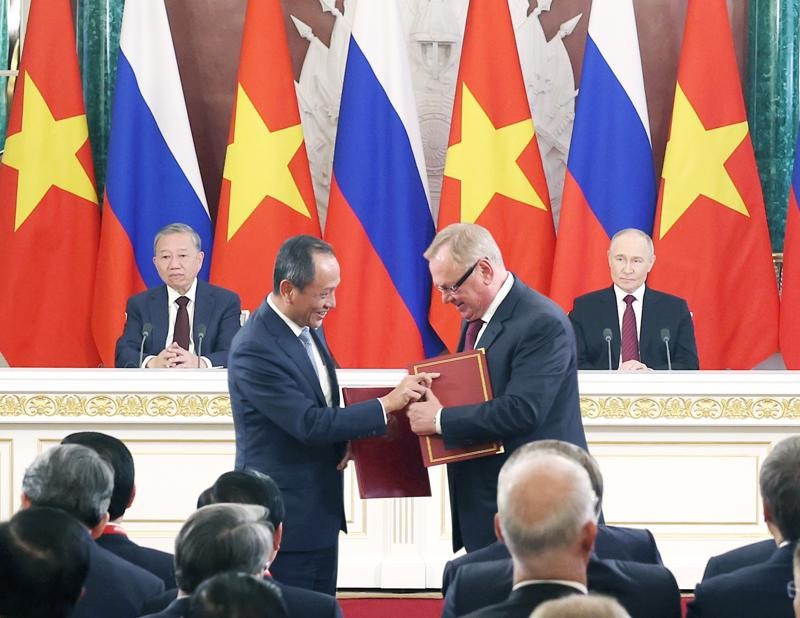 Acto de rúbrica (Foto: vneconomy.vn)