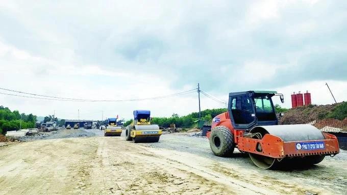 Dak Lak está acelerando el progreso de la construcción de la autopista Khanh Hoa - Buon Ma Thuot. (Foto: VNA)