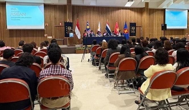 Panorama de la reunión. (Foto: Embajada de Vietnam en México)
