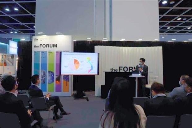 Corey To, economista del Consejo de Desarrollo Comercial de Hong Kong (China), habla sobre el potencial del mercado de consumo de Vietnam en un evento. (Fotografía: VNA)