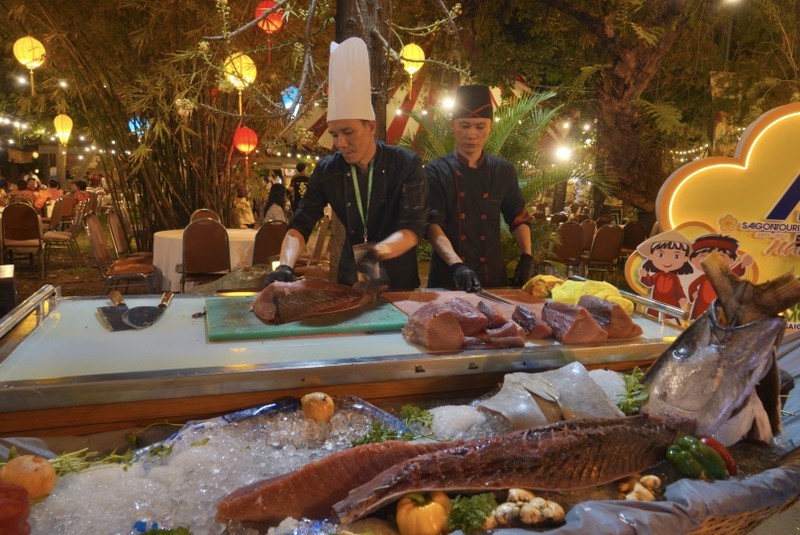Exhiben más de 300 delicias regionales típicas en el Festival de Cultura y Gastronomía de Vietnam