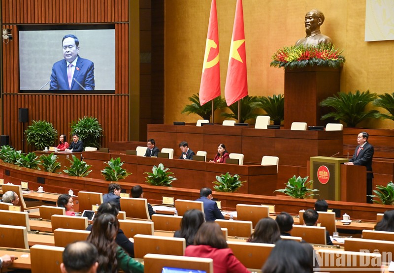 El presidente de la Asamblea Nacional de Vietnam, Tran Thanh Man, habla en la cita. (Foto: Nhan Dan)