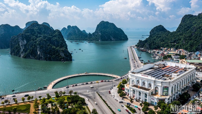 La bahía de Ha Long de Vietnam (Foto: Nhan Dan)