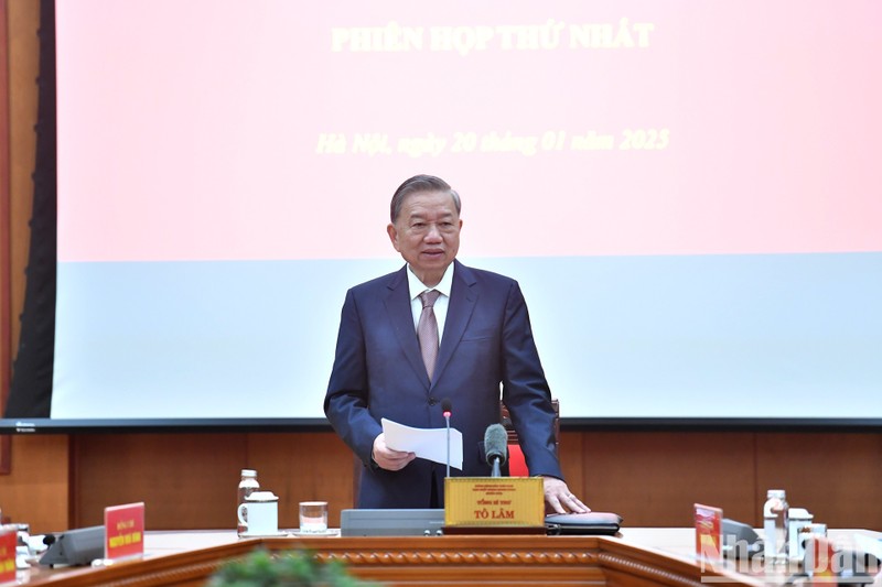 El secretario general del Partido Comunista de Vietnam, To Lam, interviene en la cita. (Foto: Nhan Dan)