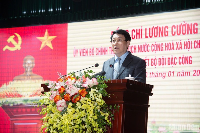 El presidente de Vietnam, Luong Cuong, habla en la reunión. (Foto: Nhan Dan)