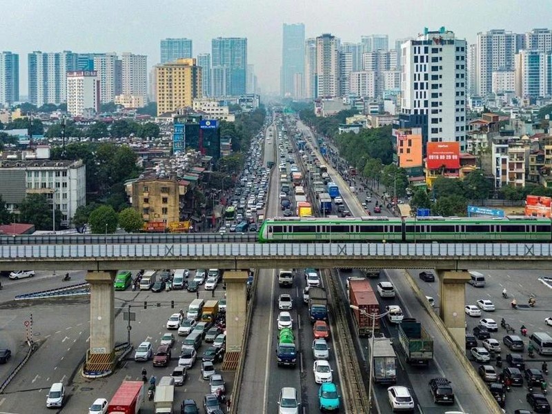 La línea Cat Linh – Ha Dong realiza 900 viajes y transporta a más de 50 mil 900 pasajeros desde el 27 de enero al 3 de febrero (Foto: hanoimoi.vn)