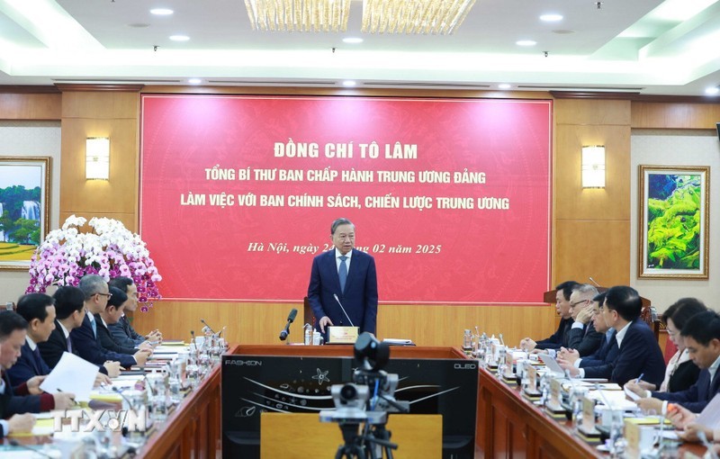 El secretario general del Partido Comunista de Vietnam, To Lam, interviene en la cita (Foto: VNA)