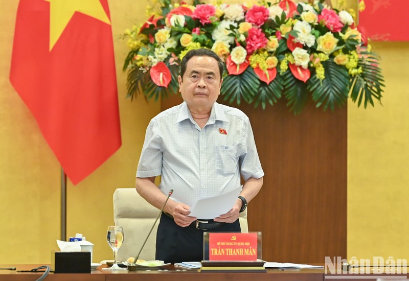 El presidente de la Asamblea Nacional de Vietnam, Tran Thanh Man, habla en la cita. (Foto: Nhan Dan)