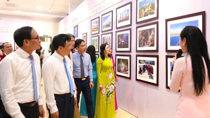 En la muestra (Foto: baovanhoa.vn)