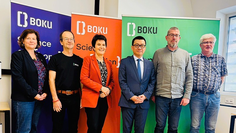 Delegados en el evento (Foto: Embajada de Vietnam en Austria)
