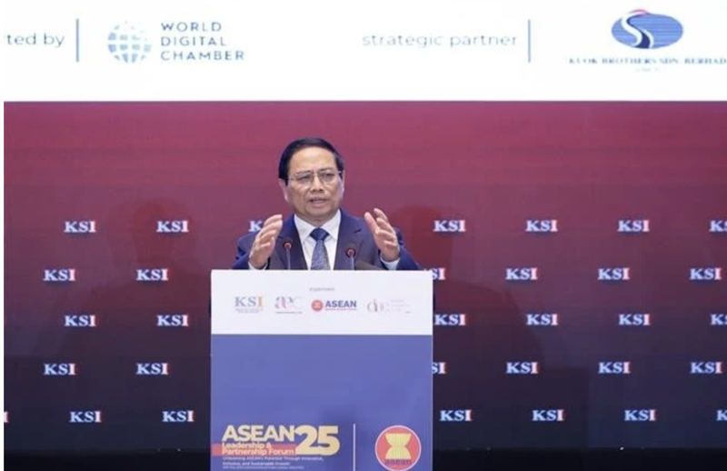 El primer ministro de Vietnam, Pham Minh Chinh, habla en el evento (Foto: VNA)