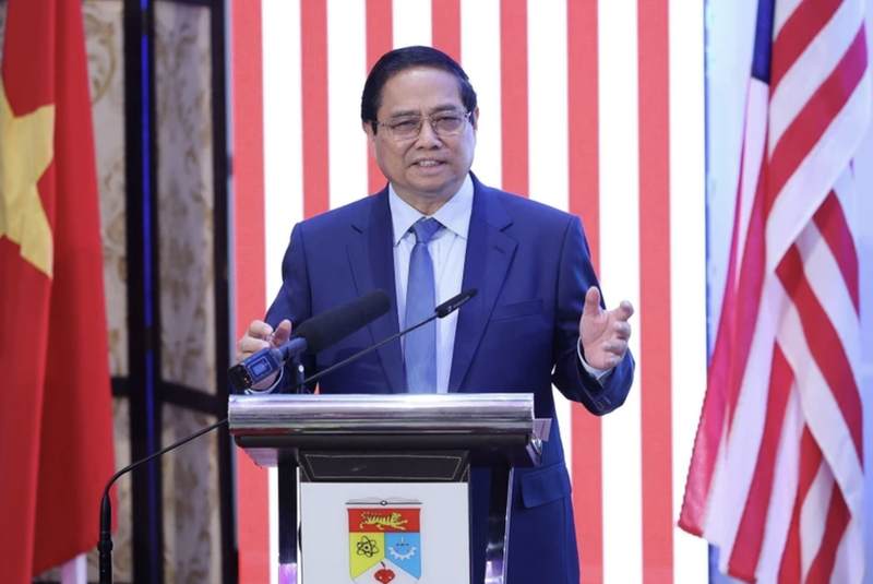 El primer ministro vietnamita, Pham Minh Chinh, habla en el evento. (Foto: VNA)