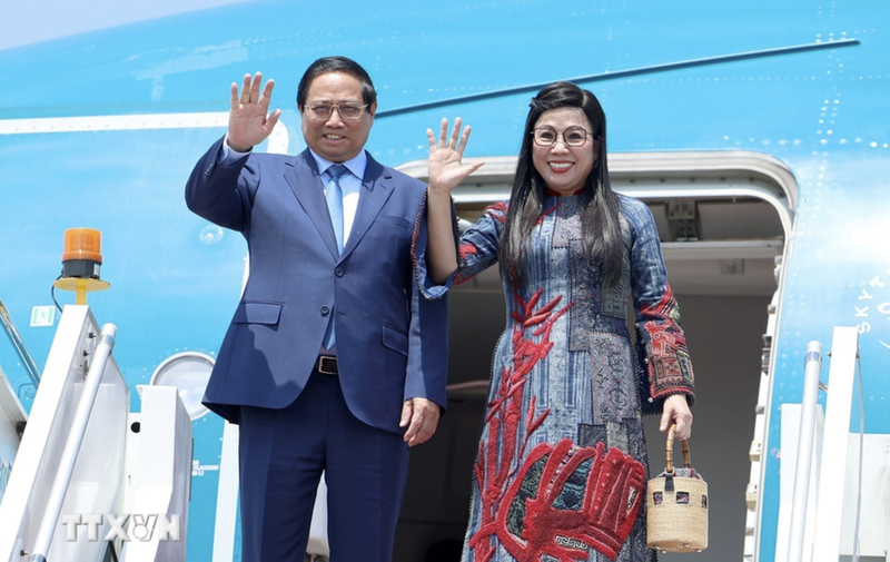 Premier vietnamita culmina exitosa visita a Malasia y participación en Cumbre de la Asean (Foto: VNA)