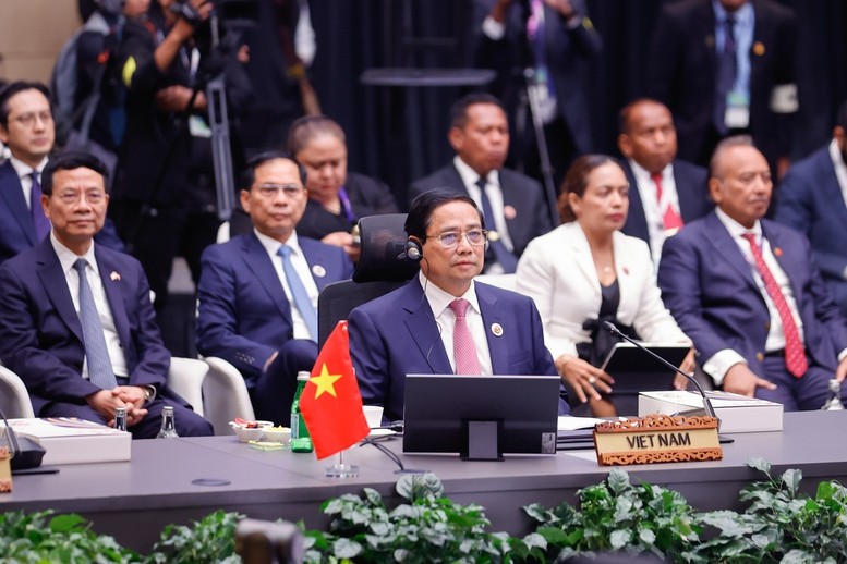 El primer ministro Pham Minh Chinh asiste a la 46ª Cumbre de la Asean. (Foto: VGP)