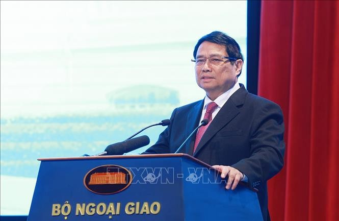 El primer ministro Pham Minh Chinh habla en el evento. (Foto: VNA)