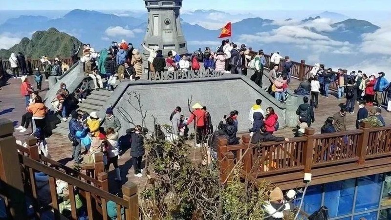 Los turistas en la provincia de Lao Cai. (Foto: VNA)