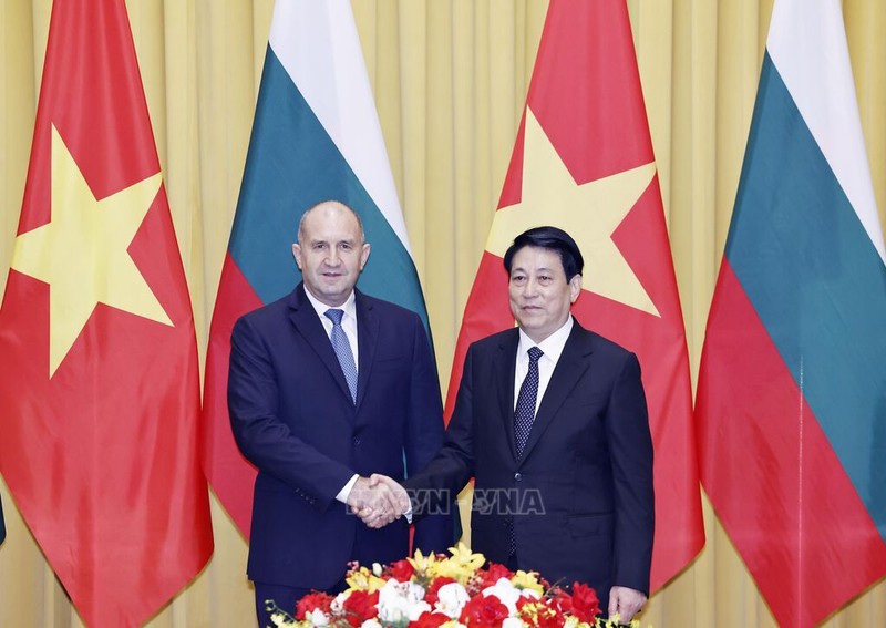 El presidente de Vietnam, Luong Cuong, y su homólogo de Bulgaria, Rumen Radev. (Foto: VNA)