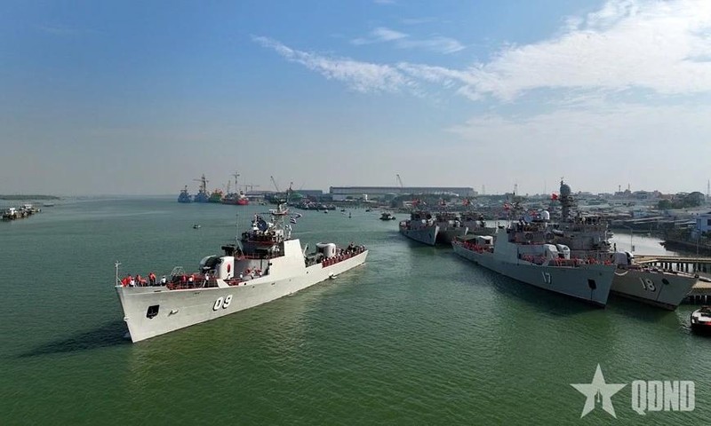 El buque 09, perteneciente a la Brigada 171 de la Región Naval 2 de la Armada Popular de Vietnam zarpó para participar en el Ejercicio Naval Multilateral de Komodo 2025 (MNEK-5) en Indonesia. (Foto: qdnd.vn)