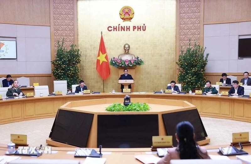 El primer ministro de Vietnam, Pham Minh Chinh, preside una reunión ordinaria mensual del Gobierno (Fuente: VNA)