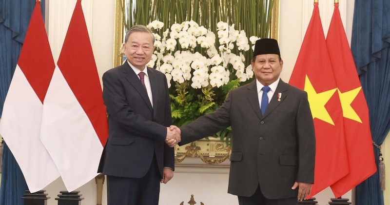 [Foto] Ceremonia de bienvenida al máximo líder partidista de Vietnam en su visita a Indonesia