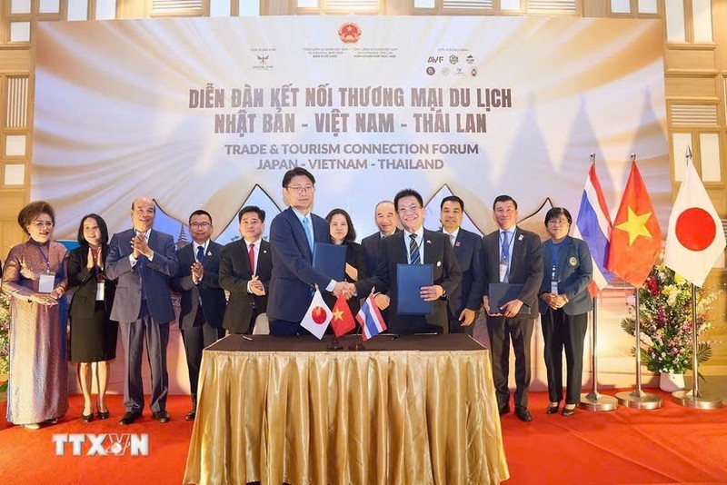 Empresas vietnamitas establecidas en Tailandia y Japón firman acuerdos de cooperación (Foto: VNA)