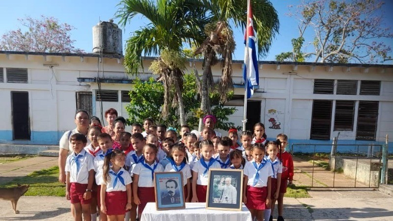 Conmemoran en Cuba 135º aniversario del natalicio del Presidente Ho Chi Minh.