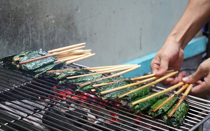 'Bo la lot', uno de los platos mencionados por SBS. (Fotografía: Phan Giang)