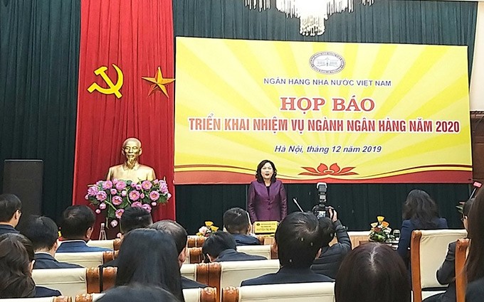 La subgobernadora del Banco Estatal de Vietnam, Nguyen Thi Hong, en la rueda de prensa.