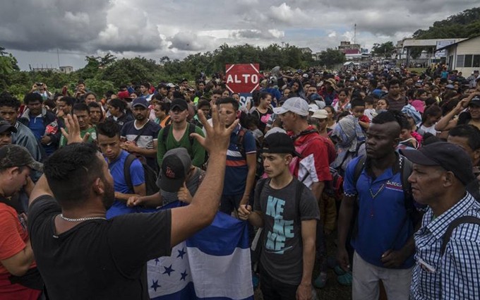 Las migrantes procedentes de Guatemala en la frontera de El Ceibo, México. (Fotografía: El País)