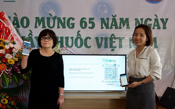 Implementan la aplicación de ‘Chatbot Messnow’ para el Centro Médico Phuc Khang, Da Nang. 