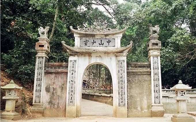 La entrada del Templo de los reyes Hung.
