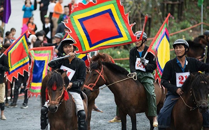 La carrera de caballos en Sa Pa. (Fotografía: anninhthudo.vn)
