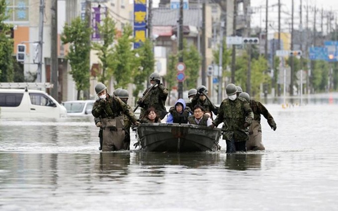 Fuertes lluvias causan inundaciones en la prefectura de Fukuoka, Japón. (Fotografía: Kyodo)