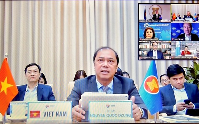 Vietnam convoca a incorporación del sector privado a la recuperación económica de la Asean 