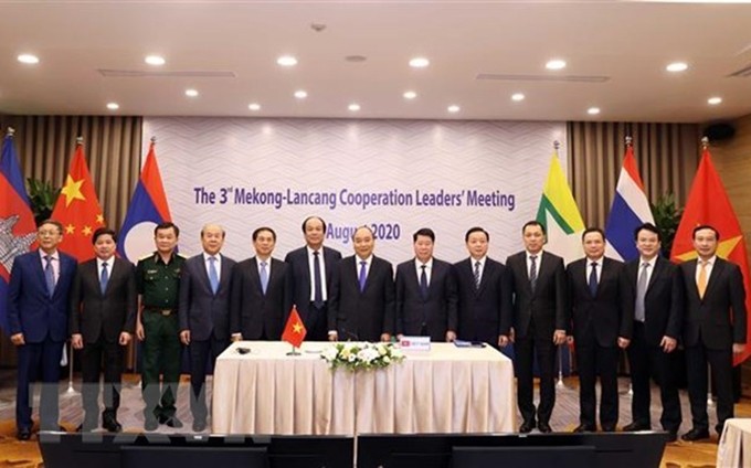 El primer ministro de Vietnam, Nguyen Xuan Phuc y los líderes de los países miembros del Mecanismo de Cooperación Mekong- Lancang, (Fotografía: VNA)