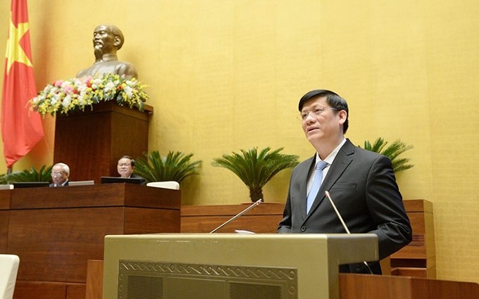 El ministro interino de Salud, Nguyen Thanh Long. (Fotografía: Nhan Dan)