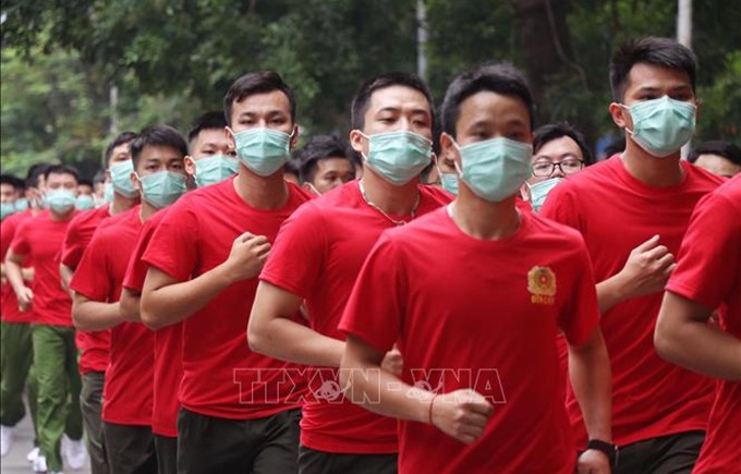 Participantes en la carrera. (Fotografía: VNA)