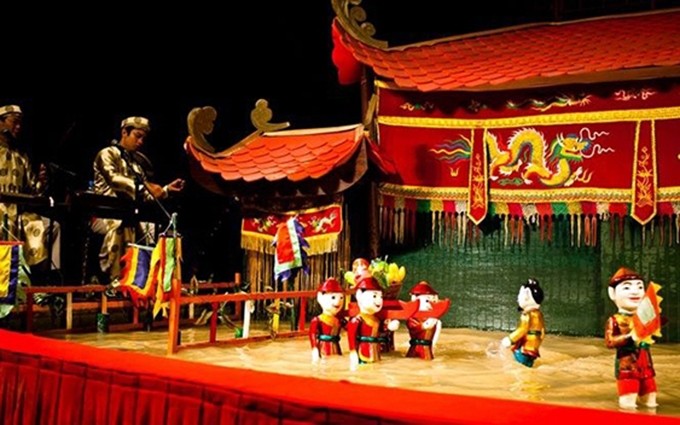 Un repertorio del teatro de marionetas de agua de Thang Long 