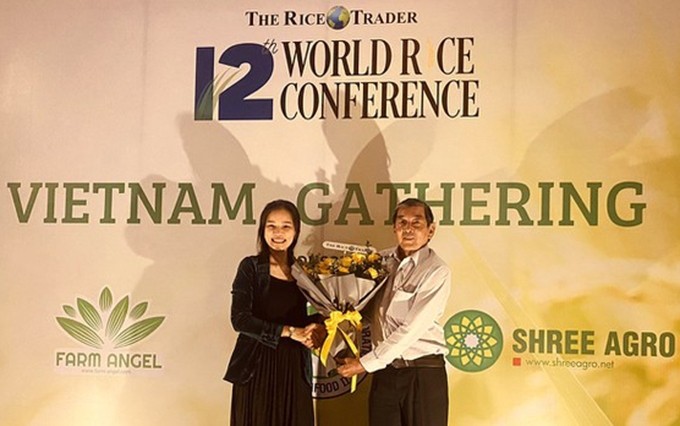 Gana variedad de arroz vietnamita premio en concurso internacional.