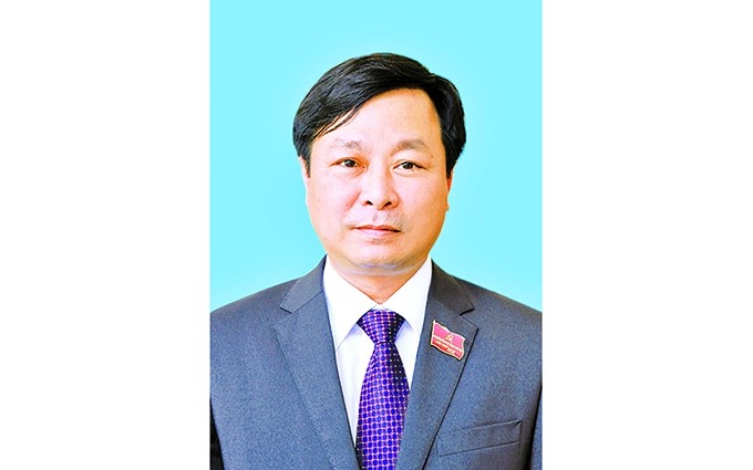 El compañero Bui Van Quang, vicesecretario del Comité partidista y presidente del Consejo Popular de la norteña provincia de Phu Tho.