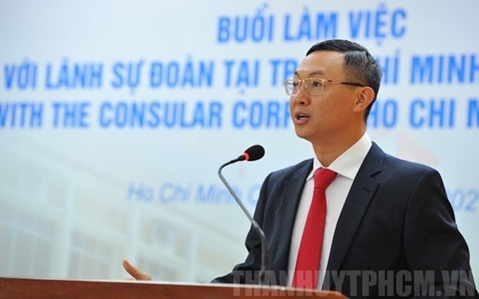Tran Phuoc Anh, subdirector del Departamento de Relaciones Exteriores de Ciudad Ho Chi Minh. (Fotografía: thanhuytphcm.vn)